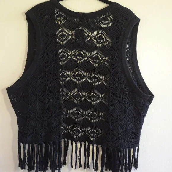 NEW Torrid Pointelle Crochet Vest w/ Fringe Crop Casual Festival  Size 3X - Picture 6 of 10